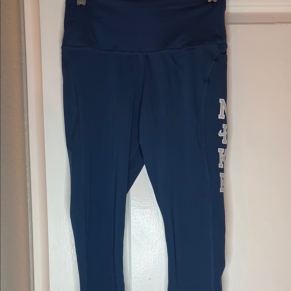 NWOT Nike Blue Leggings Women’s size small